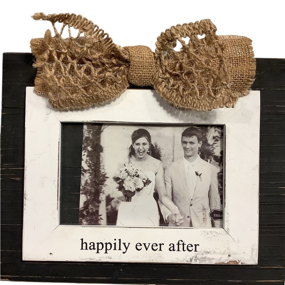 Mud Pie Burlap Distressed Bow Photo Frame - Black and White 5x7 NWT